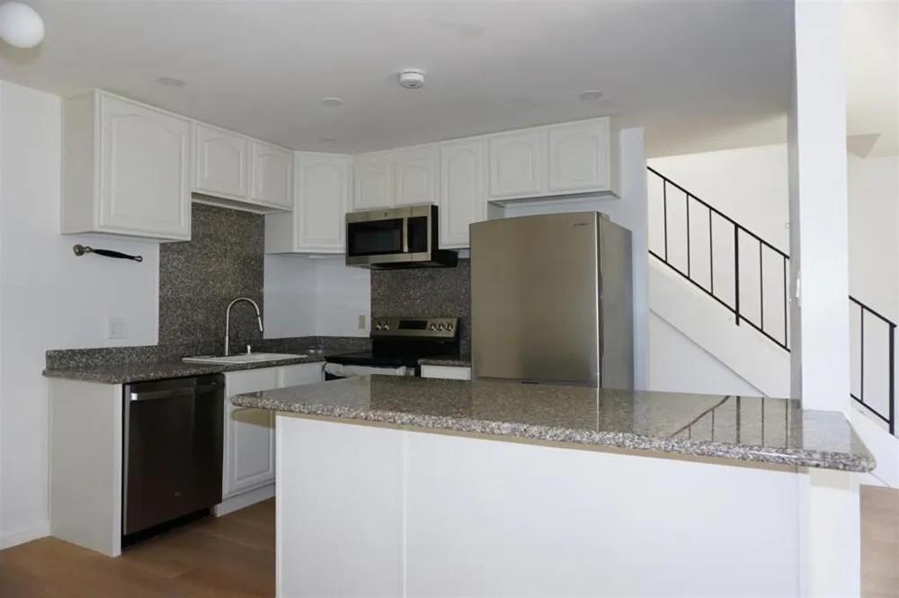 320 Auburn Way #3 San Jose, CA 95129