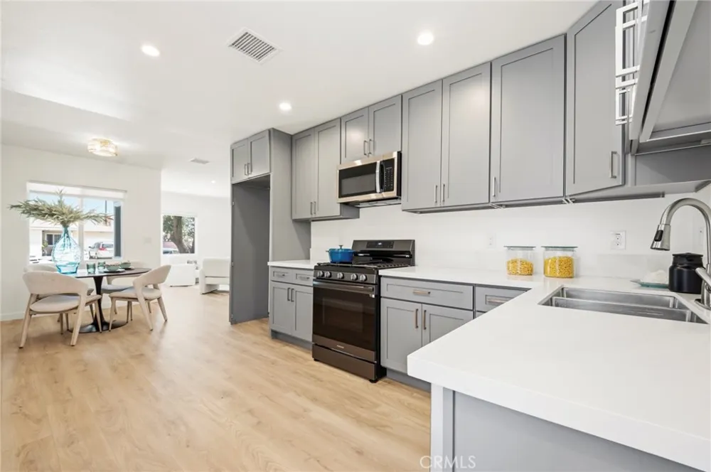 12532 Twinleaf Garden Grove, CA 92840