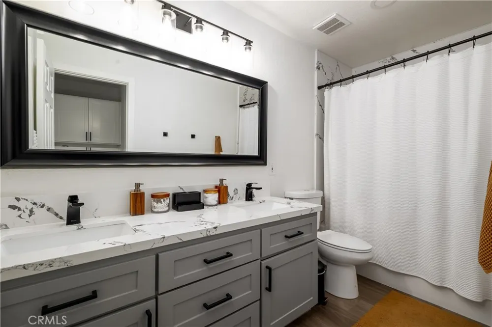 8744 Medford Riverside, CA 92508