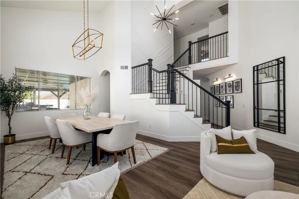 8744 Medford Riverside, CA 92508