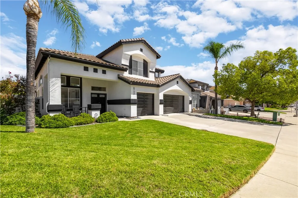 8744 Medford Riverside, CA 92508