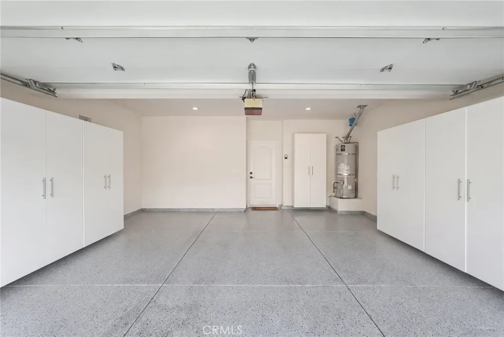 19945 Oakville Court Northridge, CA 91326
