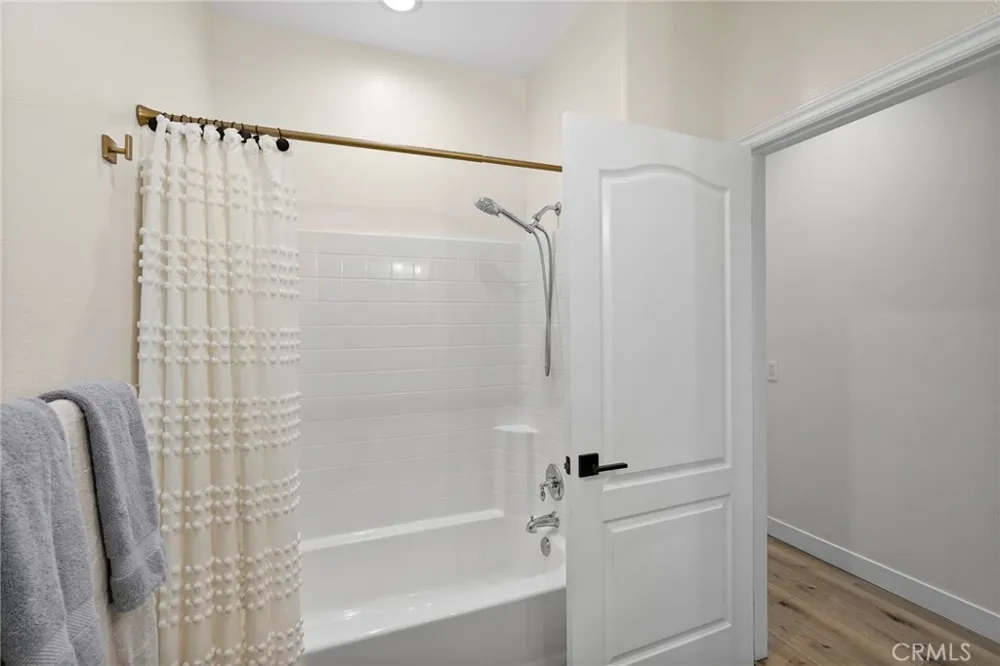 19945 Oakville Court Northridge, CA 91326