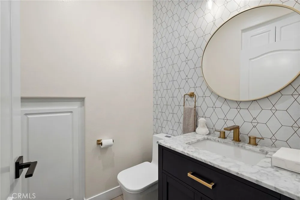19945 Oakville Court Northridge, CA 91326