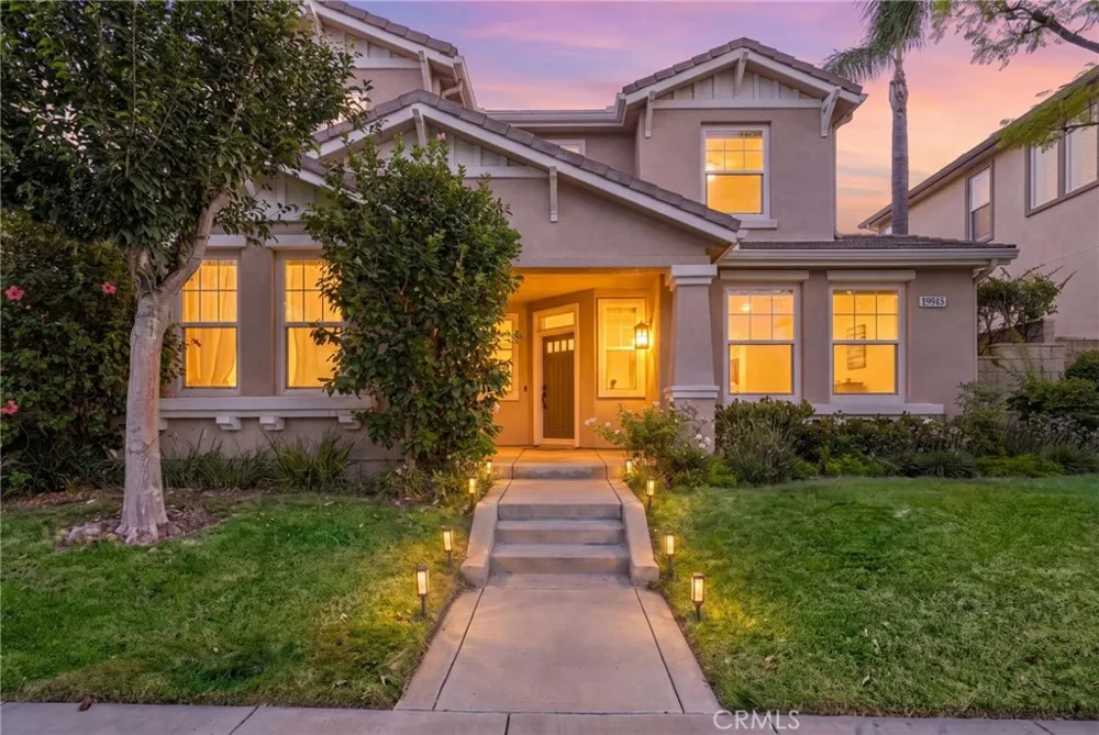 19945 Oakville Court Northridge, CA 91326