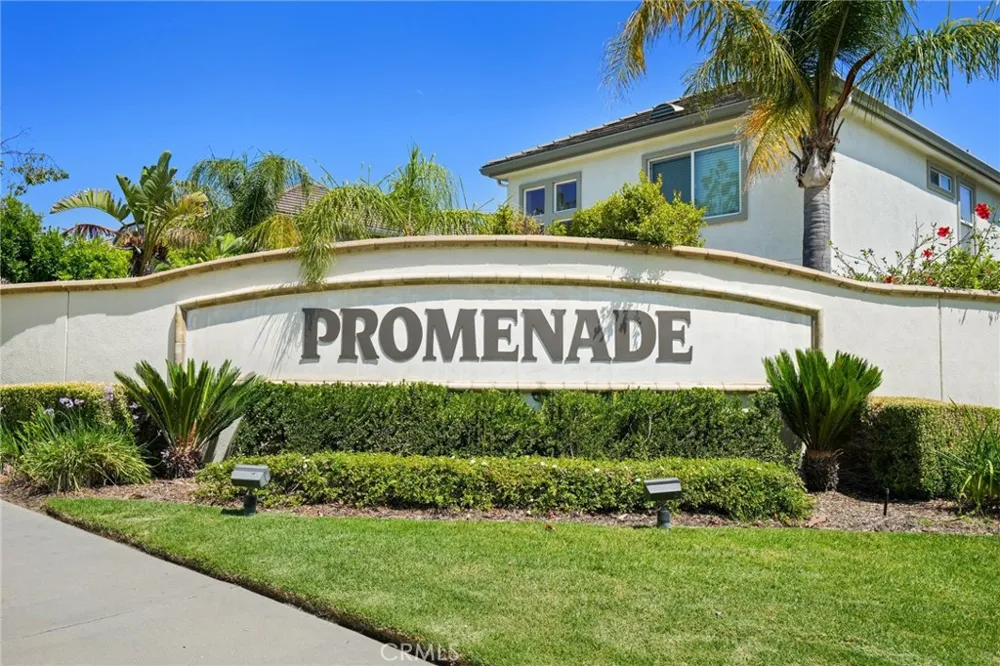 19945 Oakville Court Northridge, CA 91326