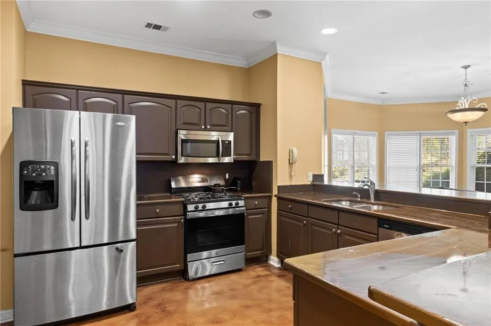 4680 Hamden Forest Drive SW Atlanta, GA 30331