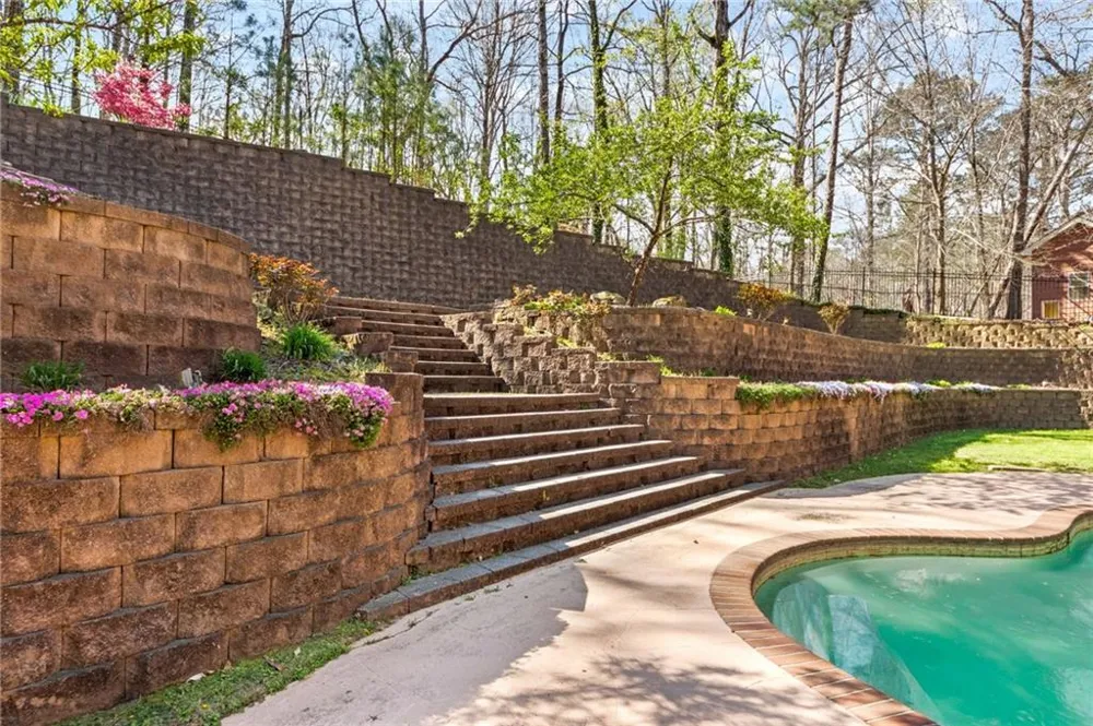 4680 Hamden Forest Drive SW Atlanta, GA 30331