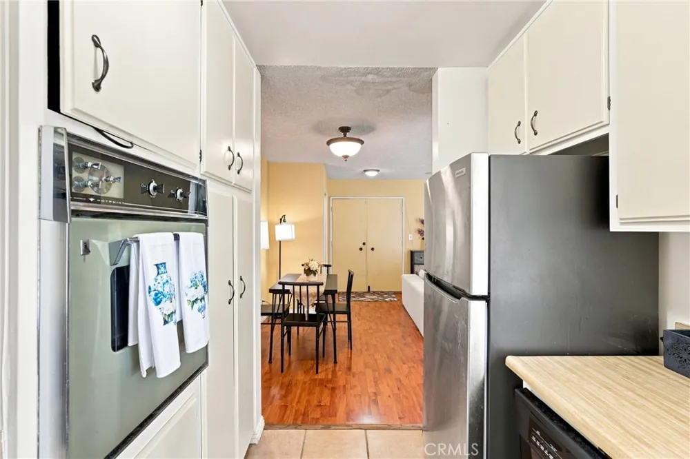5625 Windsor Way #211 Culver City, CA 90230