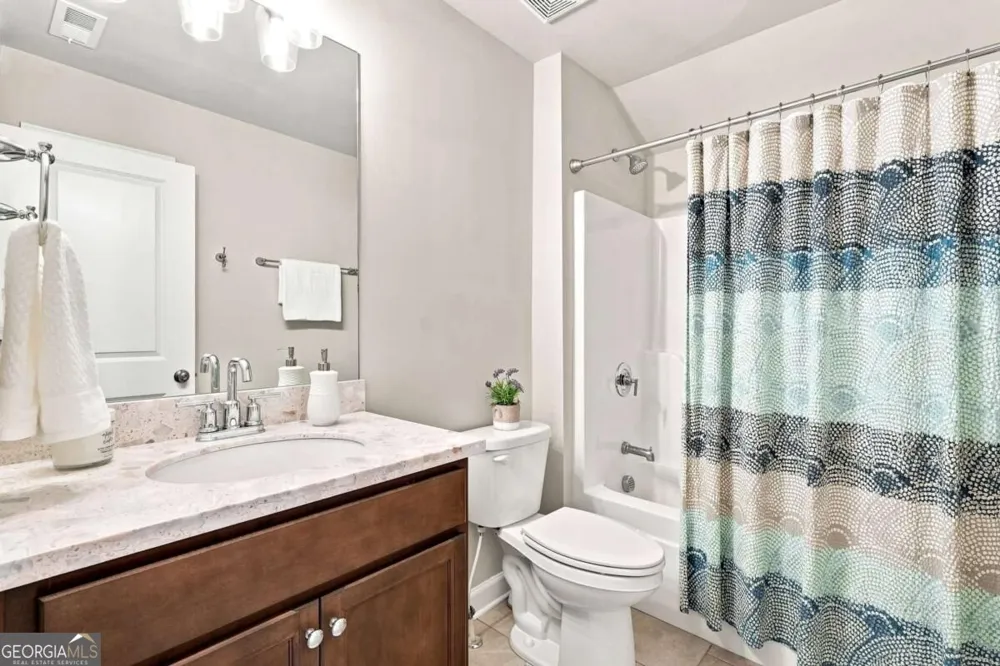 252 Saratoga DR Acworth, GA 30102
