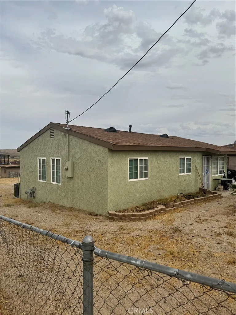 1407 Riverside Barstow, CA 92311
