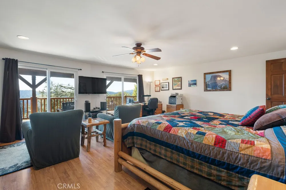 27721 Caribou Drive Lake Arrowhead, CA 92352