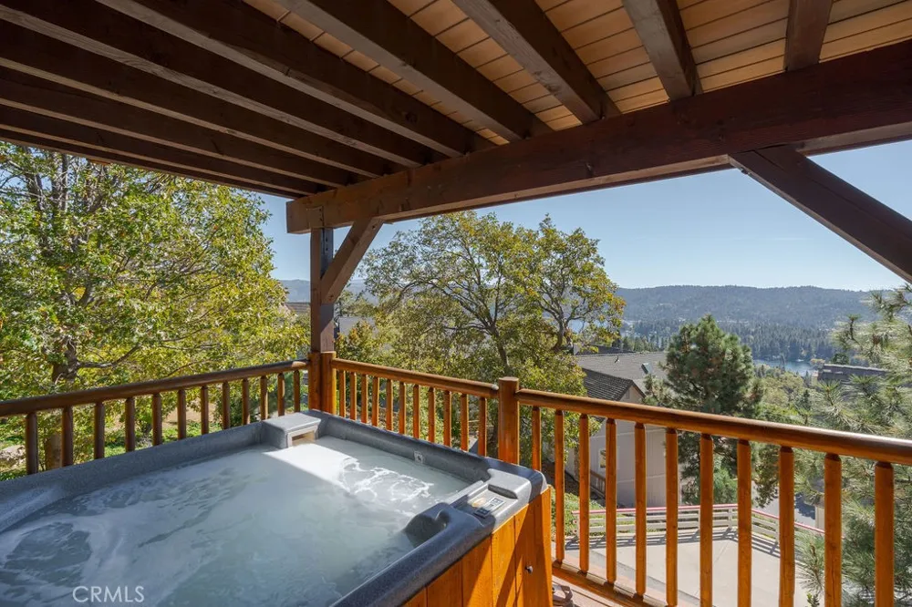 27721 Caribou Drive Lake Arrowhead, CA 92352