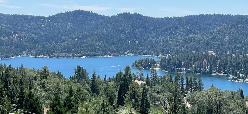 27721 Caribou Drive Lake Arrowhead, CA 92352
