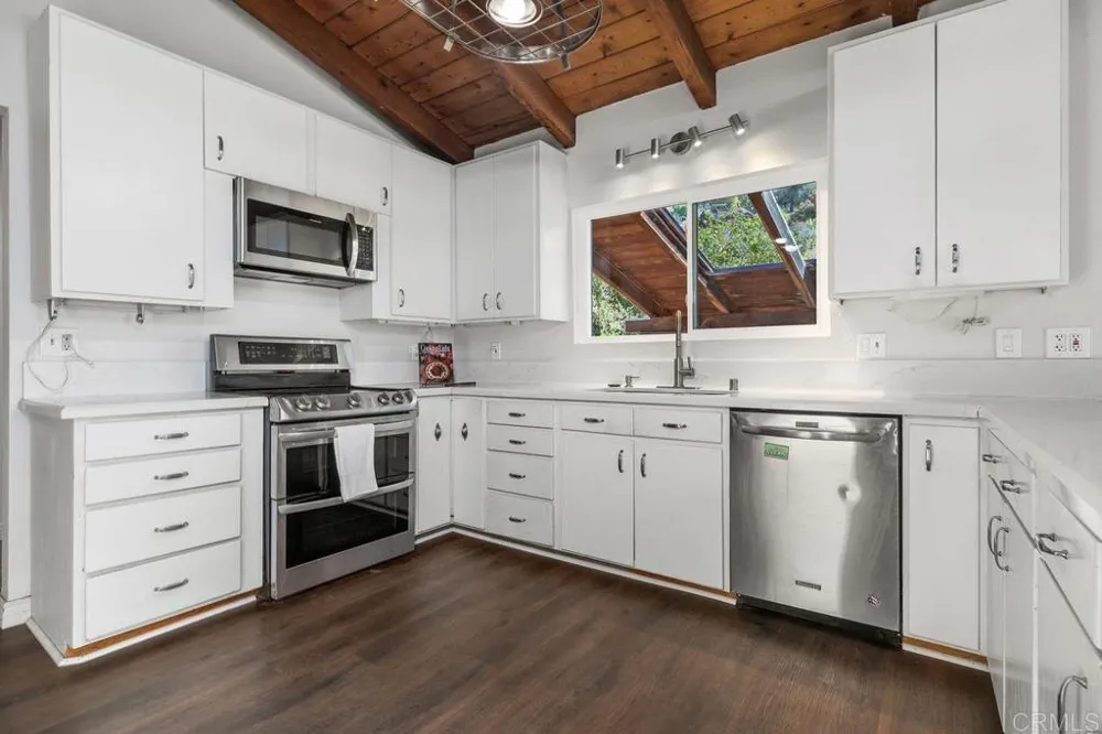 3333 Suncrest El Cajon, CA 92021