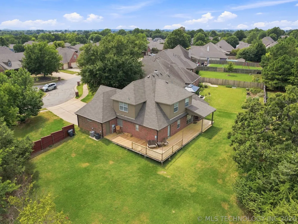 325 E 112th Street S Jenks, OK 74037