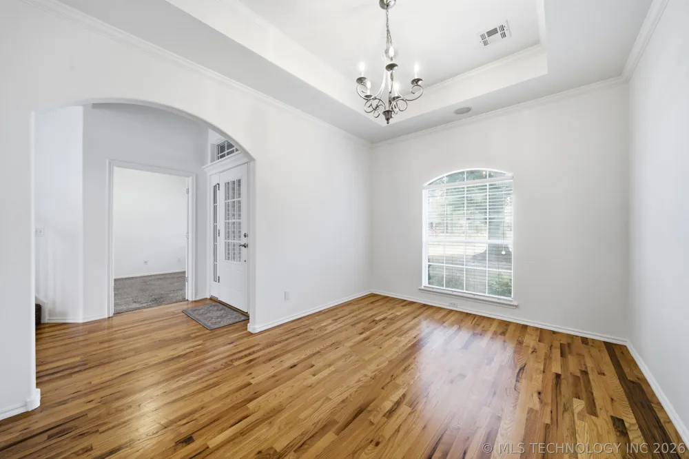 325 E 112th Street S Jenks, OK 74037
