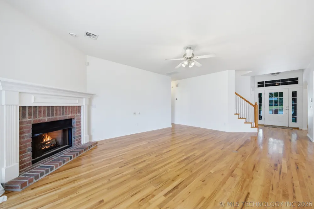 325 E 112th Street S Jenks, OK 74037