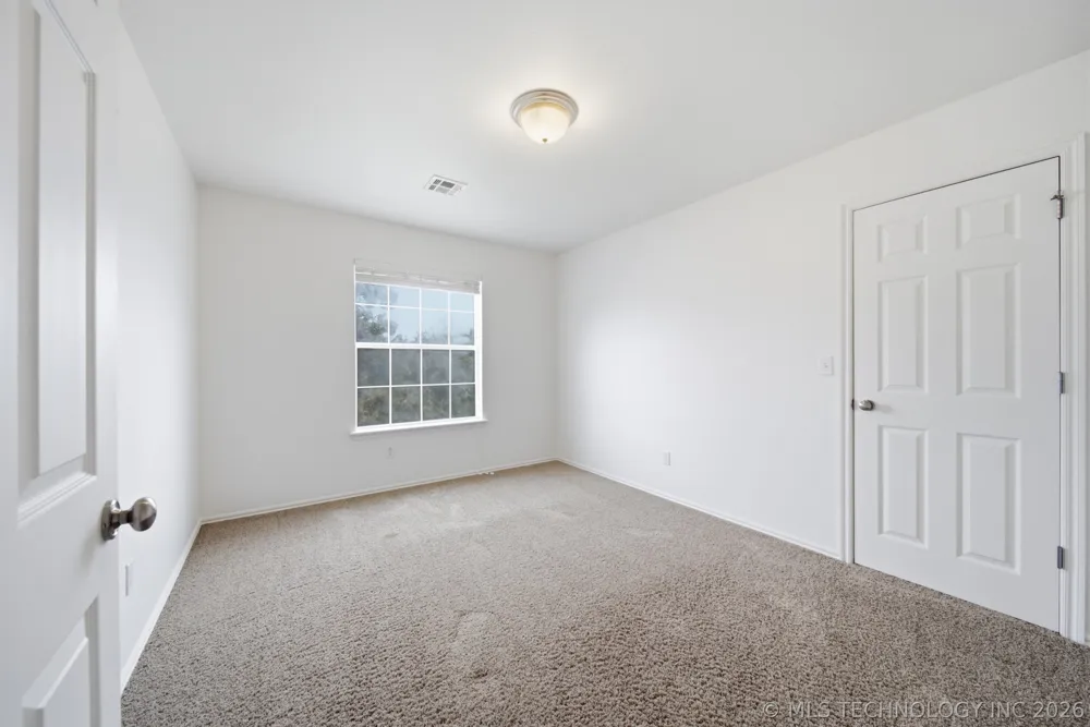 325 E 112th Street S Jenks, OK 74037