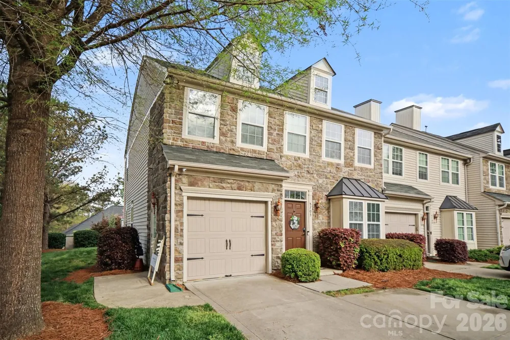 5705 Mossdale Lane Charlotte, NC 28278