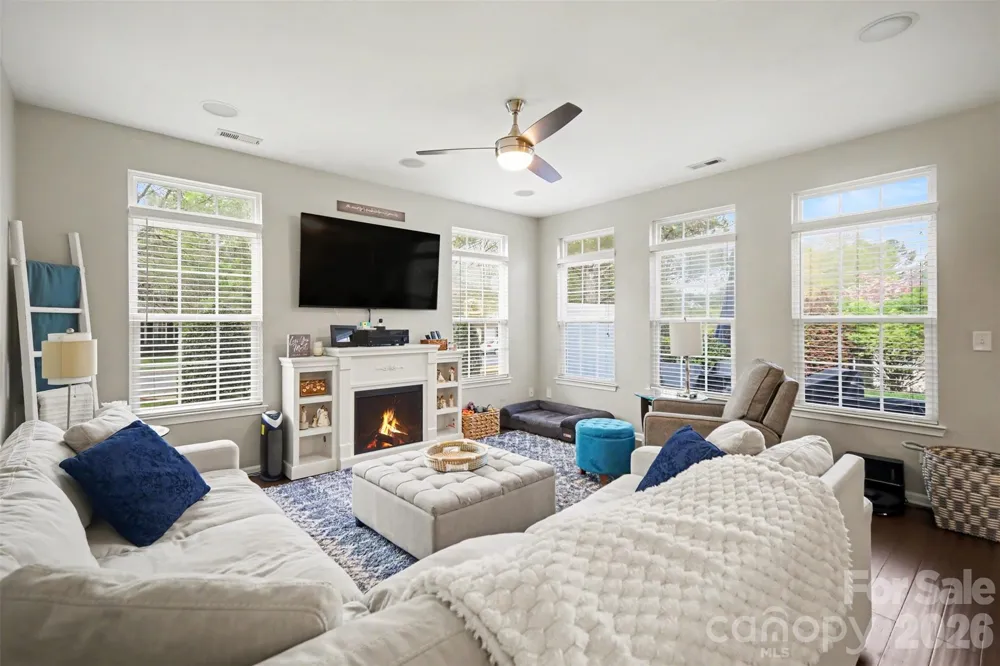 5705 Mossdale Lane Charlotte, NC 28278