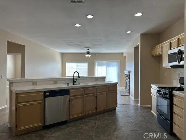 13611 Fern Pine Street Victorville, CA 92392