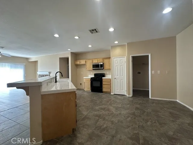 13611 Fern Pine Street Victorville, CA 92392