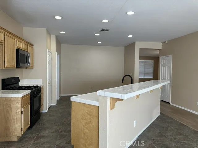 13611 Fern Pine Street Victorville, CA 92392