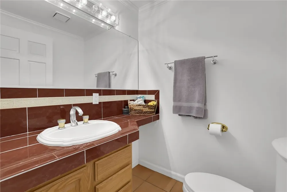 15129 Otsego Street Sherman Oaks, CA 91403