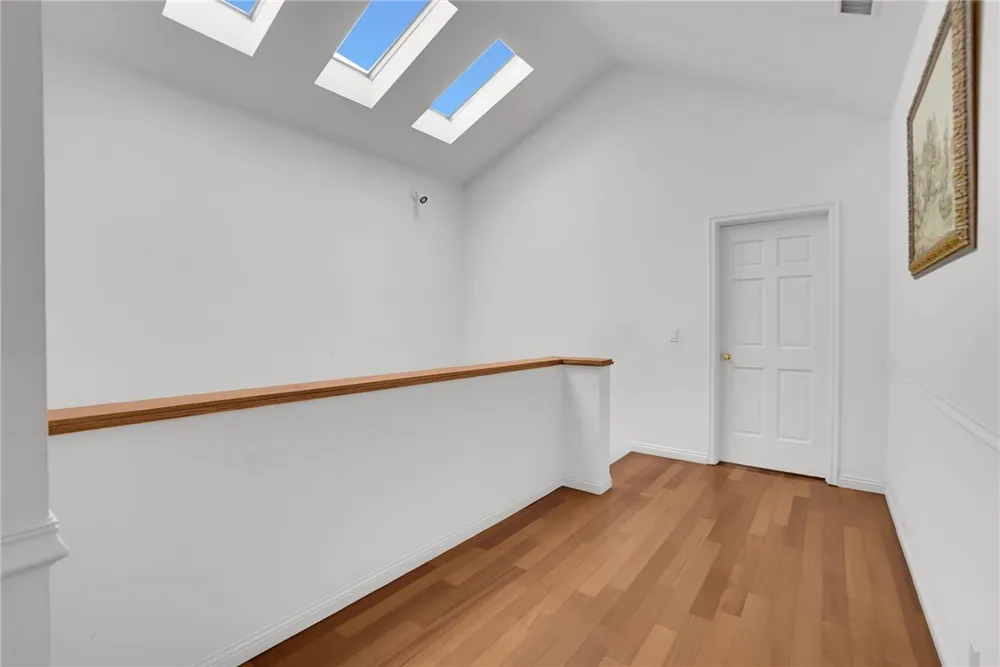 15129 Otsego Street Sherman Oaks, CA 91403