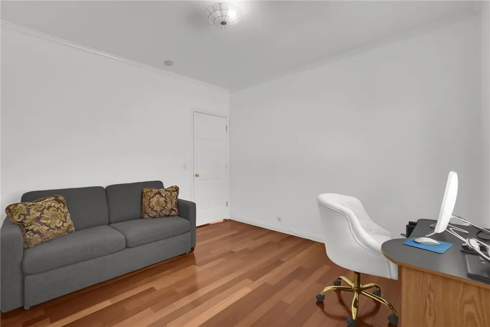 15129 Otsego Street Sherman Oaks, CA 91403