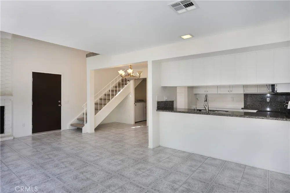 1693 S Heritage Anaheim, CA 92804