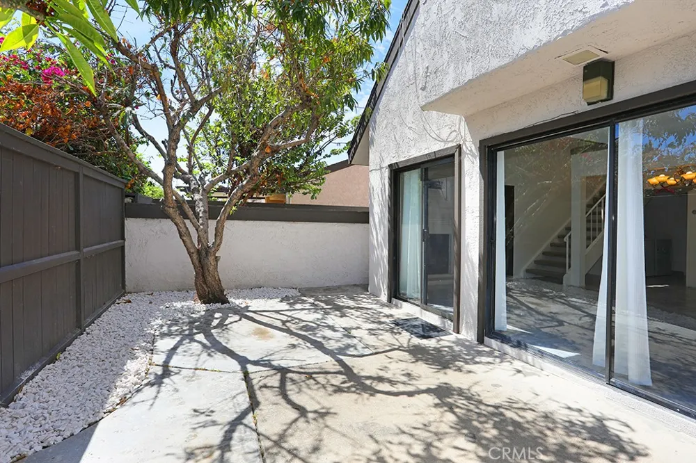 1693 S Heritage Anaheim, CA 92804