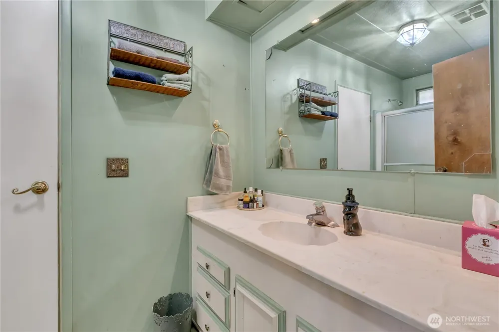 2500 S 370th Street #117 Federal Way, WA 98003