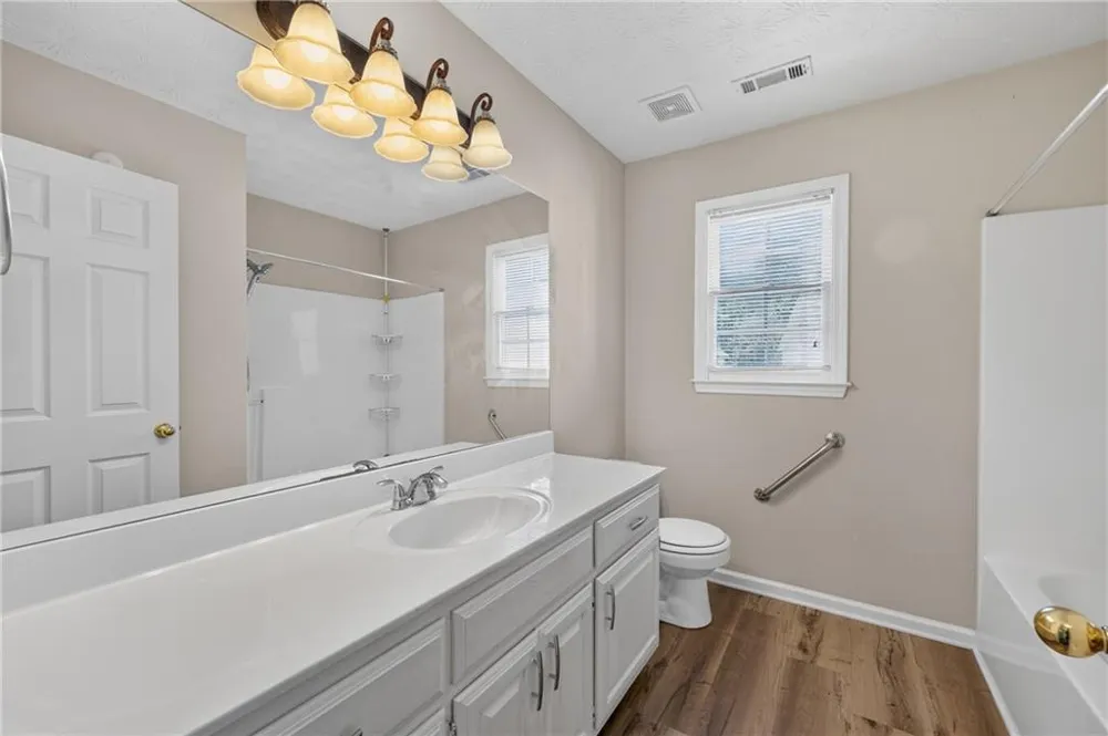 40 Jessamine Trail Lawrenceville, GA 30046