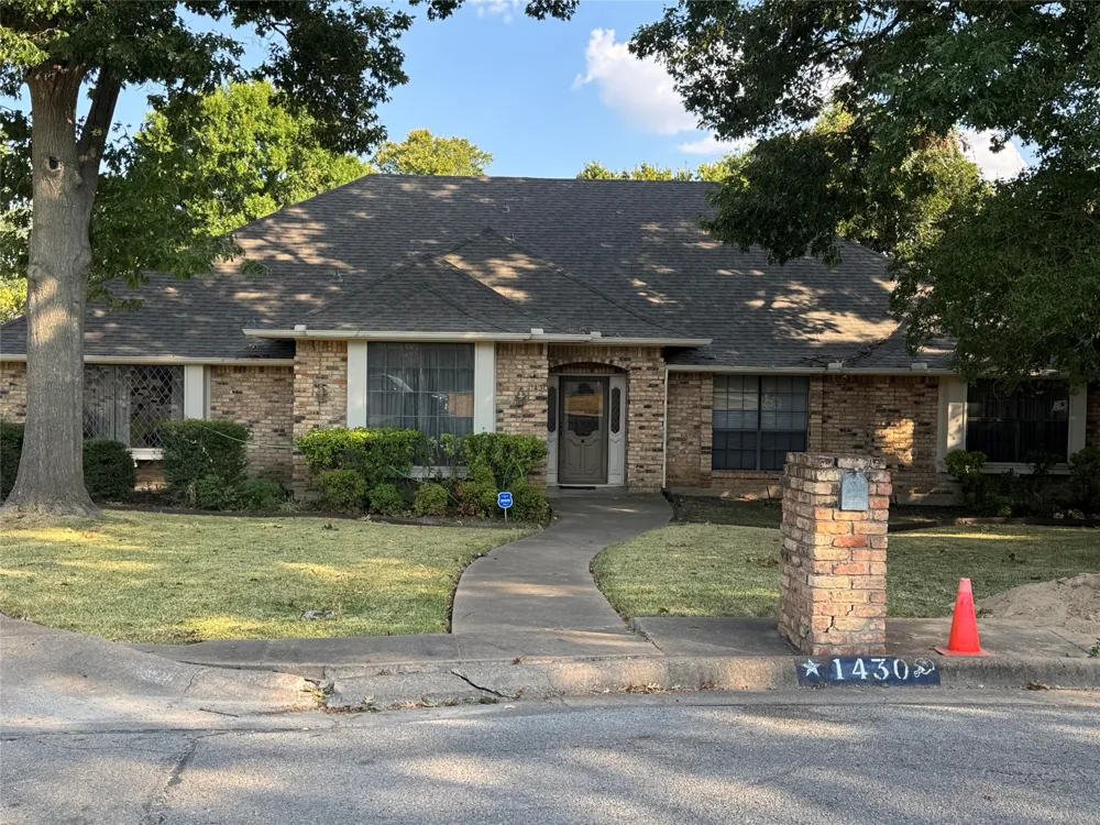 1430 Marlene Place DeSoto, TX 75115