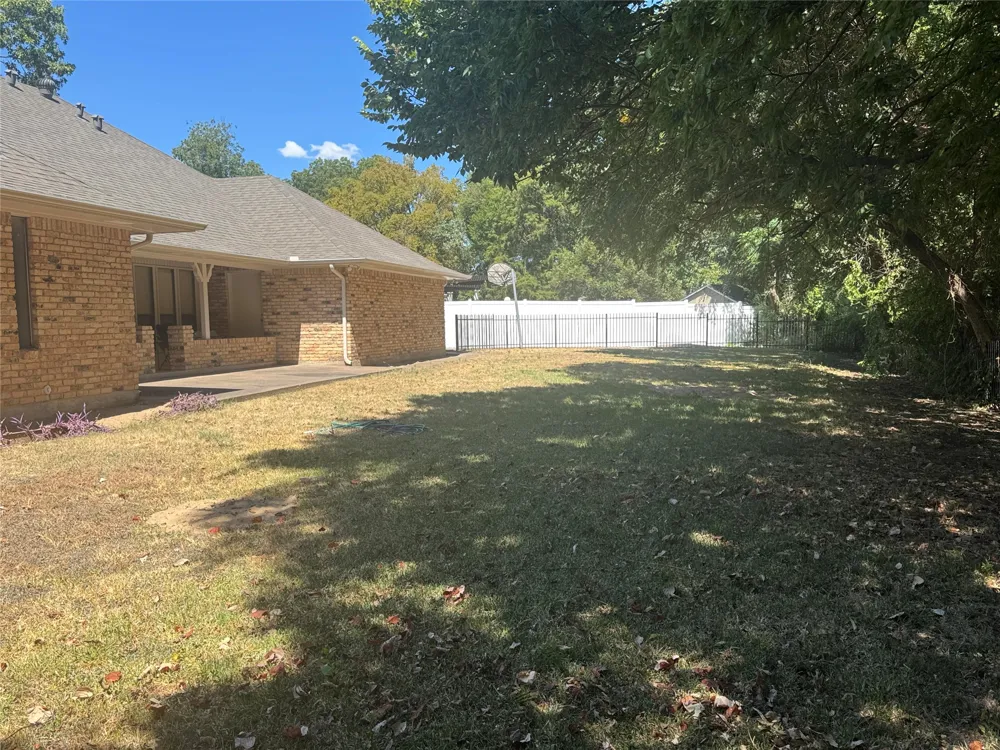 1430 Marlene Place DeSoto, TX 75115