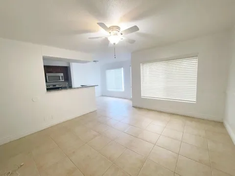 815 W Boynton Beach Boulevard W #4-102
