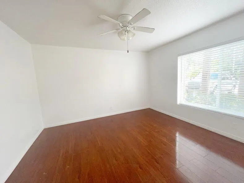 815 W Boynton Beach Boulevard W #4-102 Boynton Beach, FL 33426