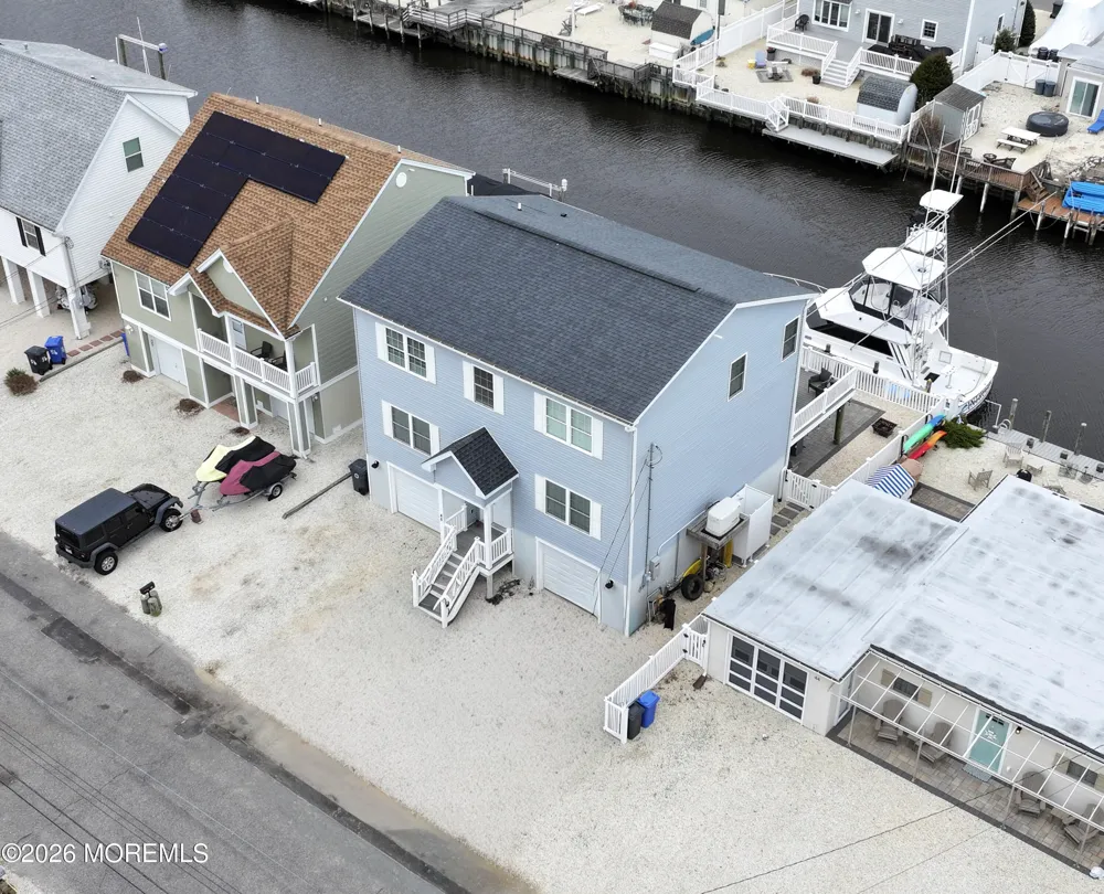 48 Albert Drive Manahawkin, NJ 08050