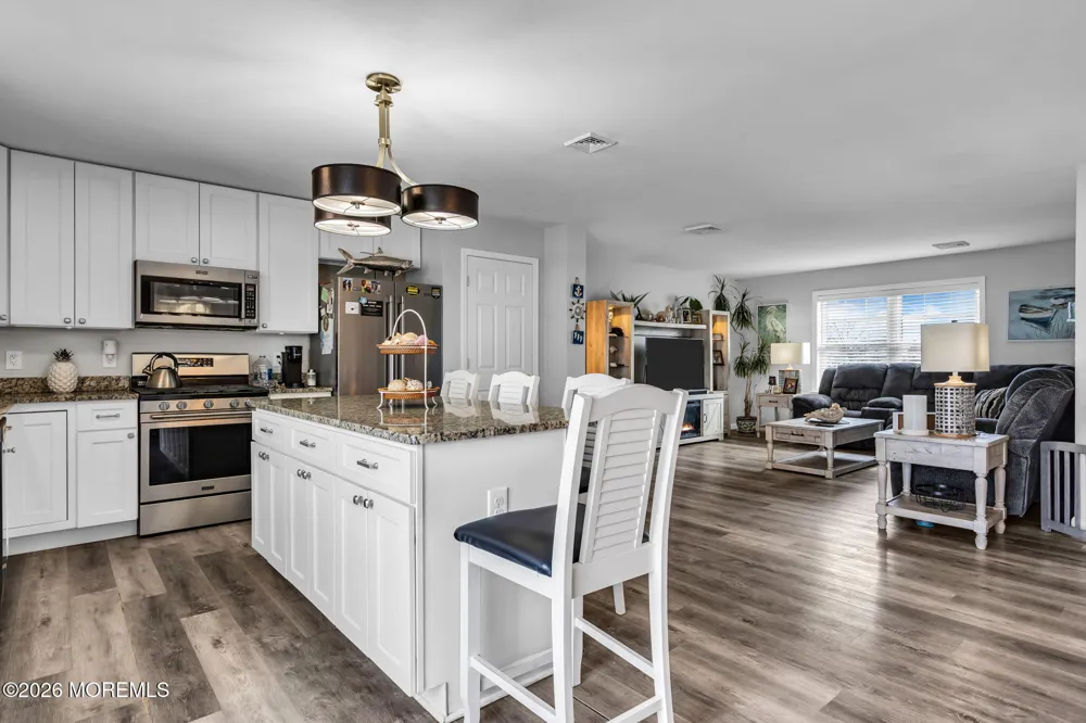 48 Albert Drive Manahawkin, NJ 08050