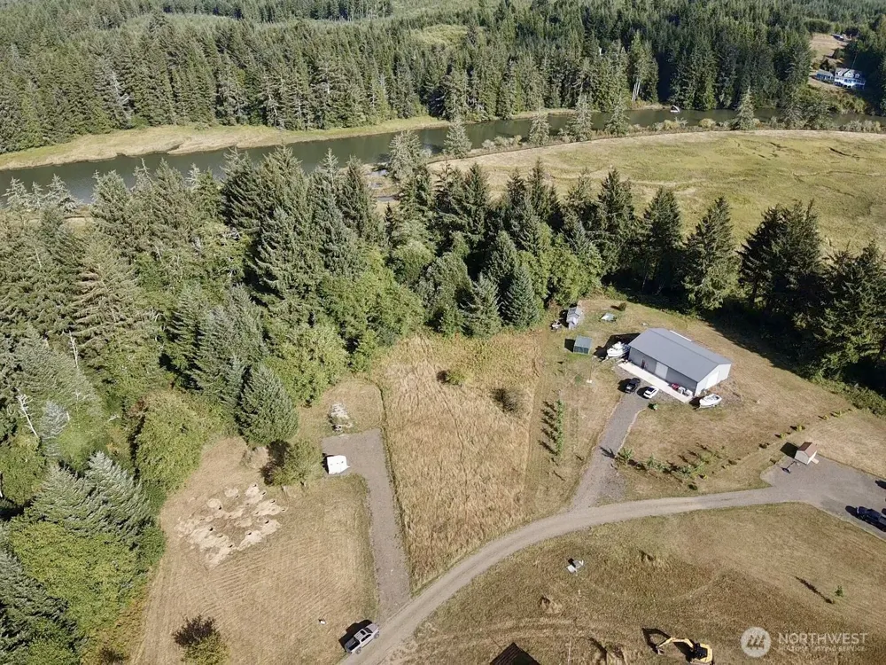 11 XXX S Palix Road South Bend, WA 98586