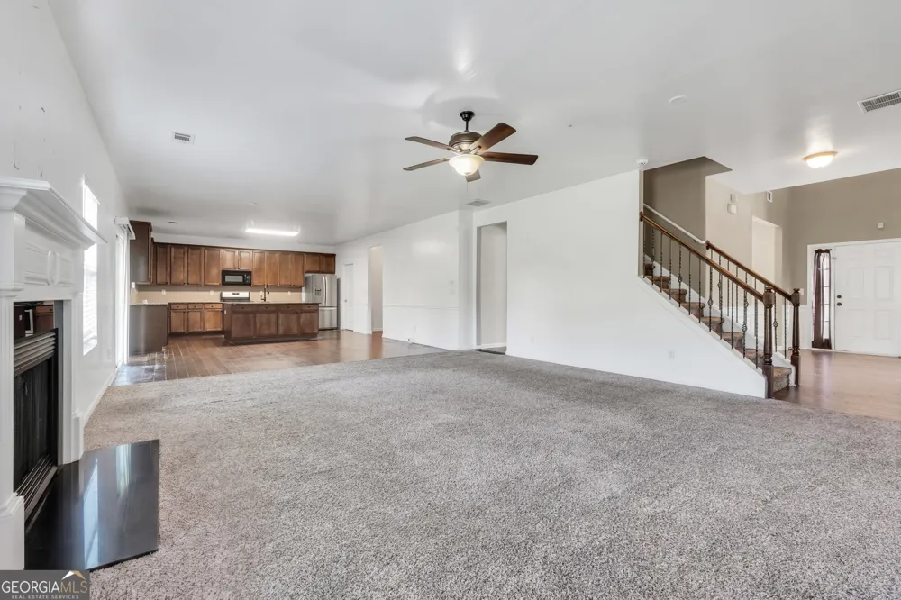 60 Snapdragon LN Covington, GA 30014