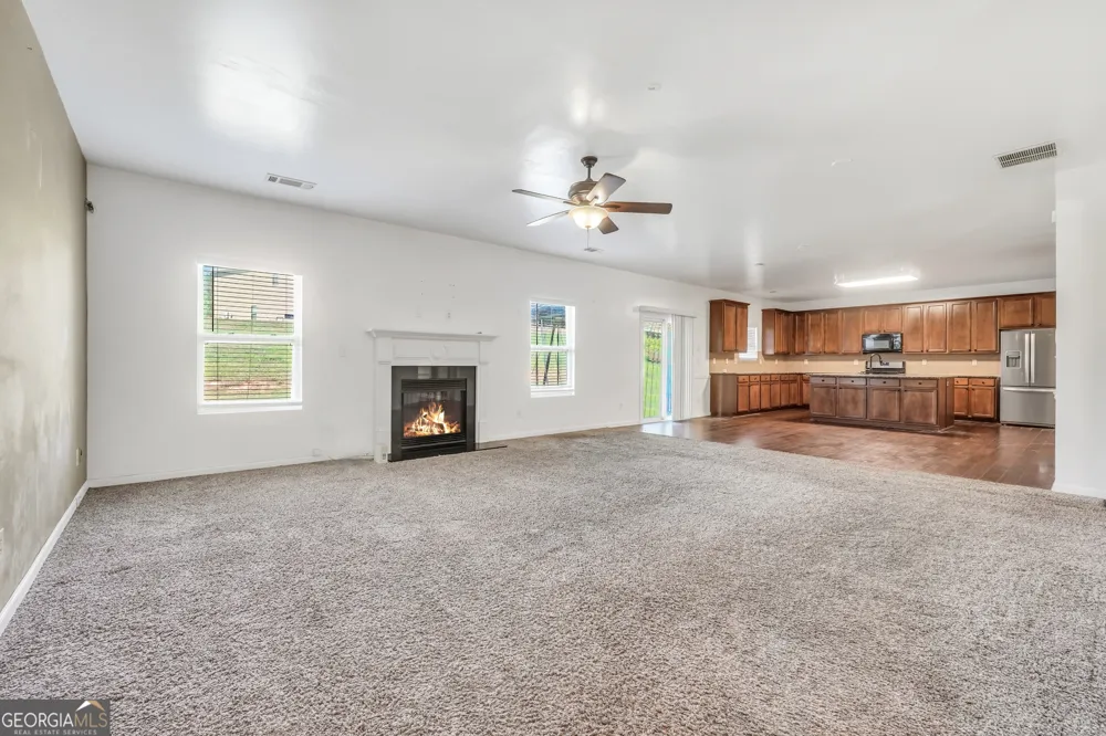 60 Snapdragon LN Covington, GA 30014