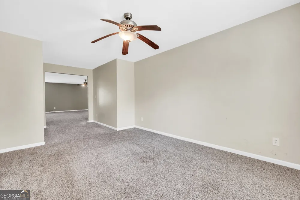 60 Snapdragon LN Covington, GA 30014