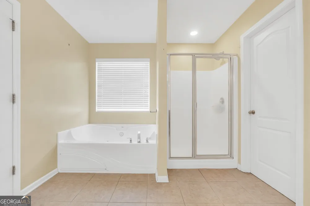 60 Snapdragon LN Covington, GA 30014