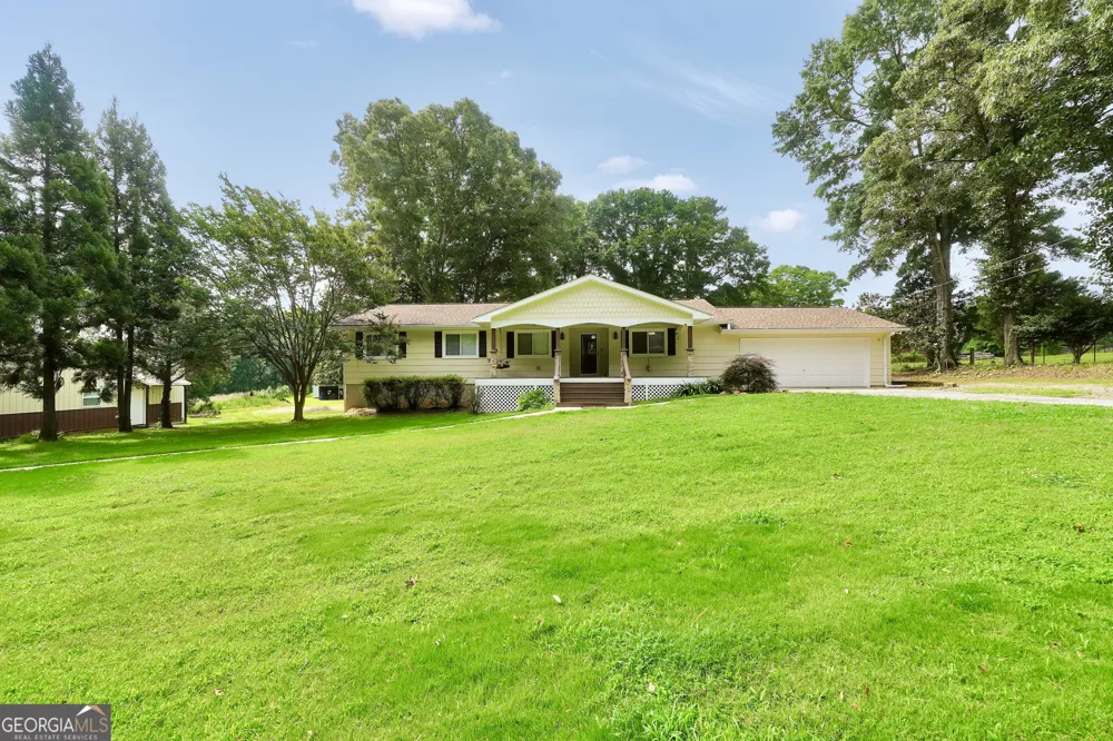122 E Knight RD McDonough, GA 30252