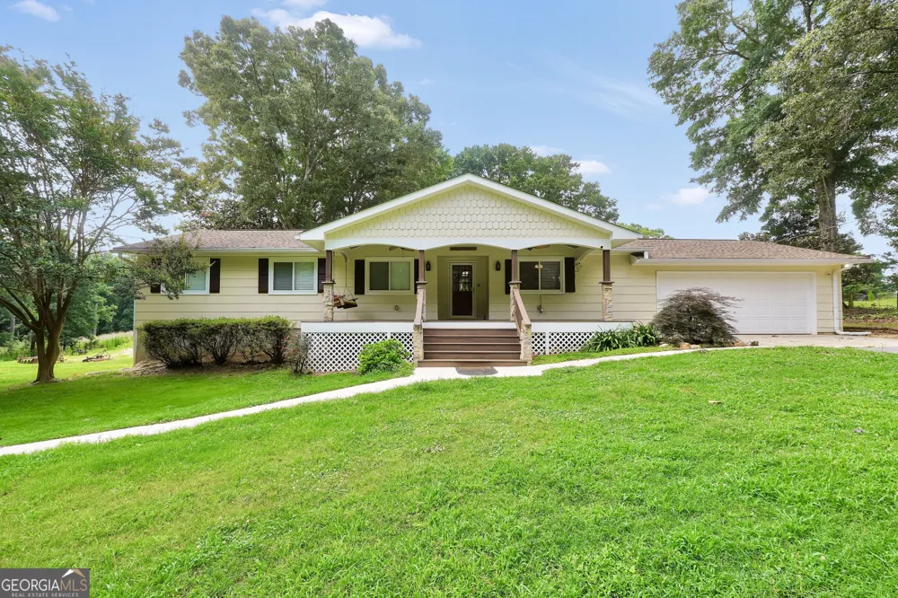 122 E Knight RD McDonough, GA 30252