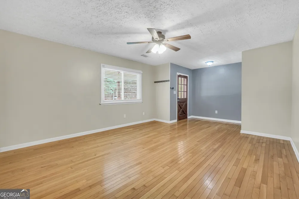 122 E Knight RD McDonough, GA 30252