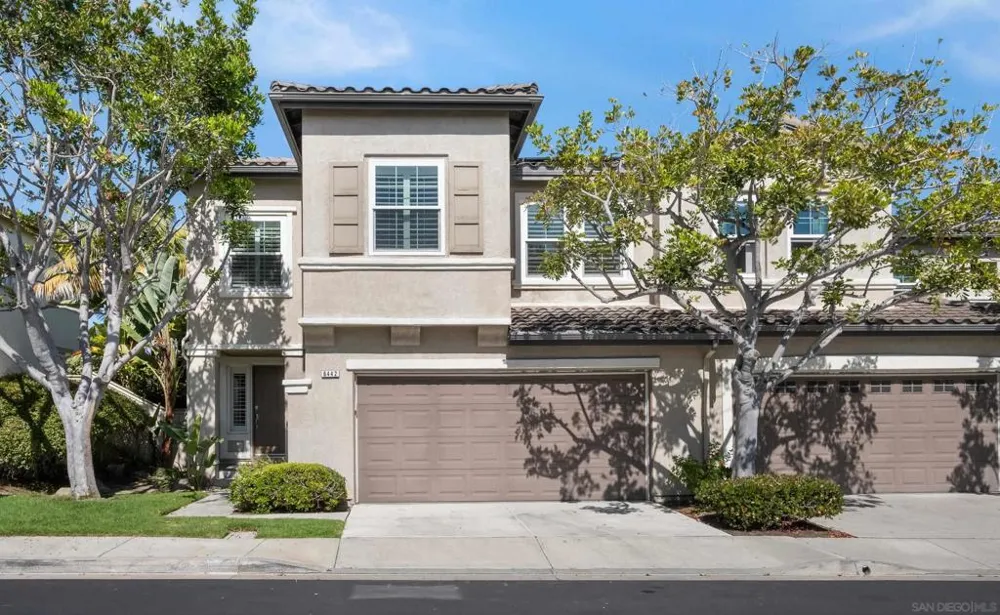 6442 Kinglet Way Carlsbad, CA 92011
